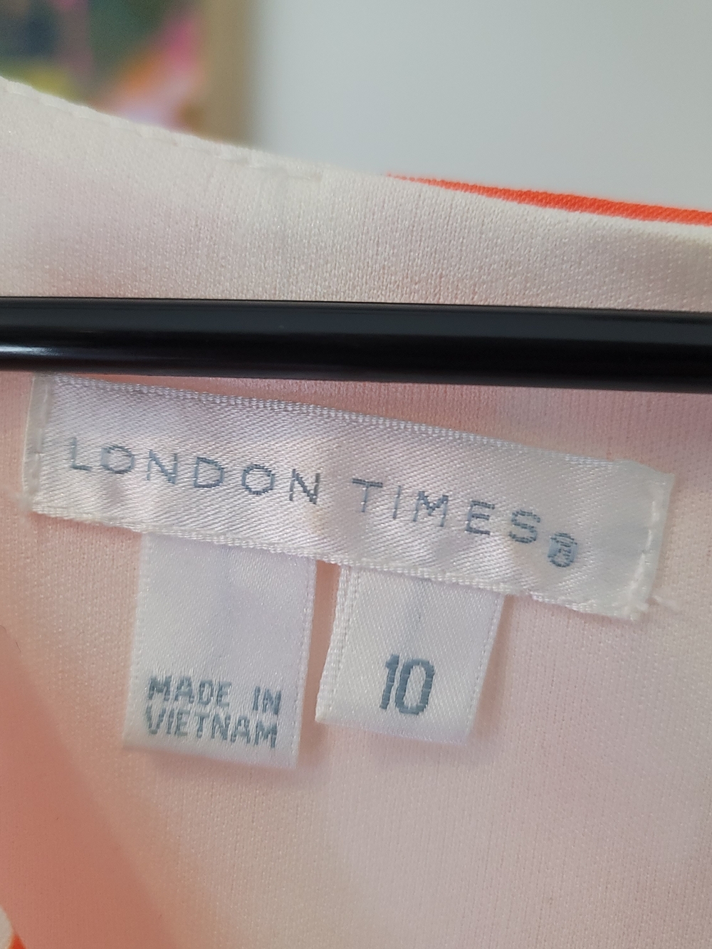 LONDON TIMES Orange and White Abstract Leaf Print Sleeveless Dress Size 10 - Picture 3 of 9
